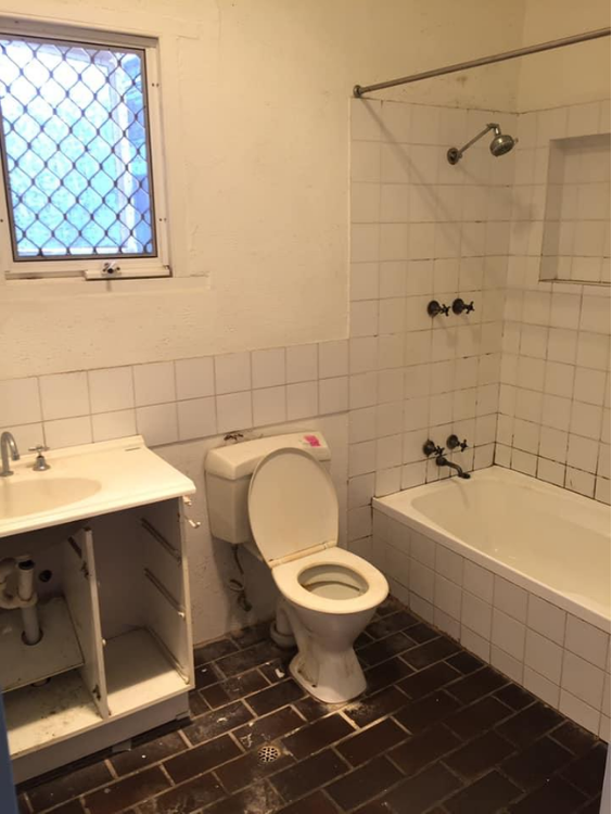 BEFORE TORRENSVILLE renovation bathroom